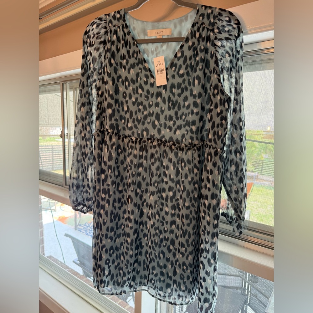 LOFT Black & Gray Leopard Print V-Neck Dress